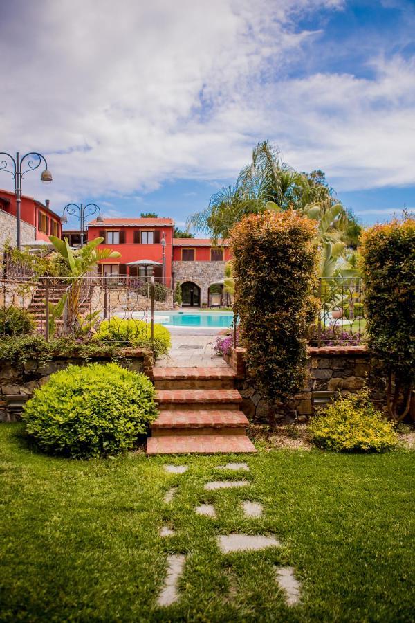 Leonardo Resort Imperia Exterior foto
